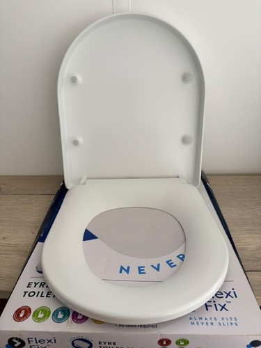 Croydex shape soft close - d-shape,